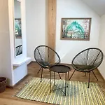 Haus Zirbennest Vakantiehuis Zlem