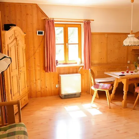Haus Zirbennest * Zlem