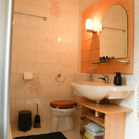 Haus Zirbennest Nyaraló